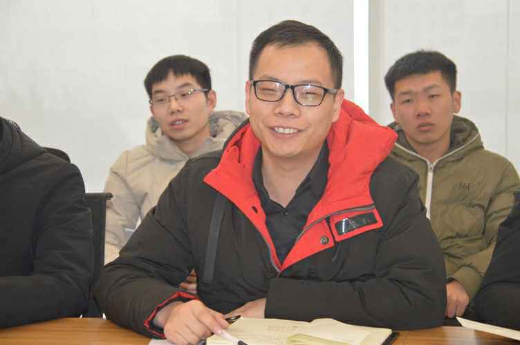 入职新员工分享工作经历和心得体会_副本.jpg
